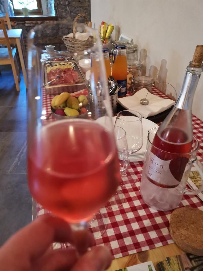 Boutique Rooms & Winery Zorz فيبافا المظهر الخارجي الصورة